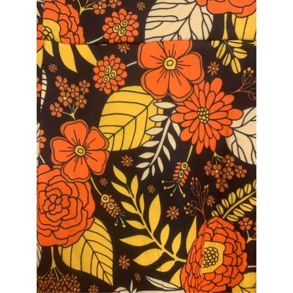 Floral Patterned Vintage Dress - Picture 3 of 7